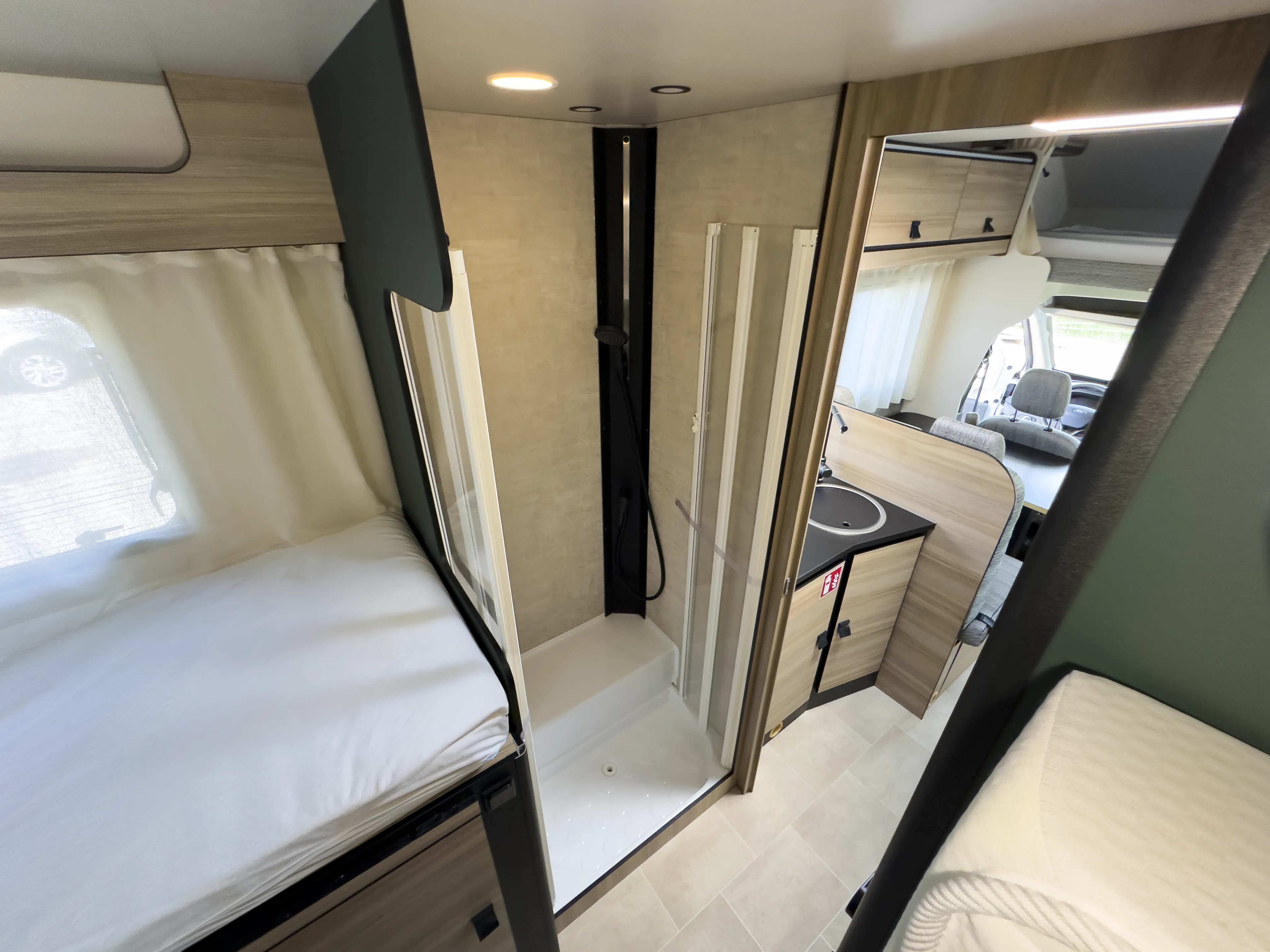 Kilig 695 Camper – Dusche